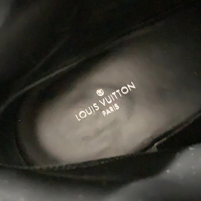 ルイヴィトン LOUIS VUITTON LV ワンダーランドライン ショートブーツ アンクルブーツ レースアップ LV金具 ベルト レザー ブラック