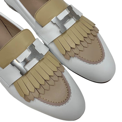 未使用 エルメス HERMES ロワイヤル ローファー 革靴 モカシン フラットシューズ 靴 シューズ H金具 フリンジ レザー ホワイト