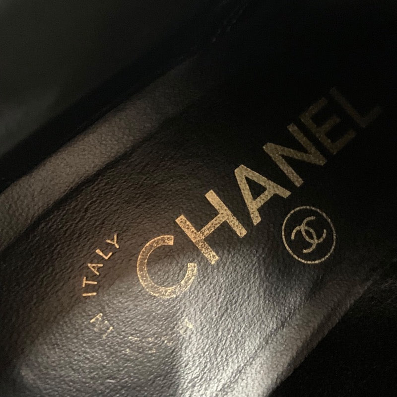 シャネル CHANEL ブーツ ショートブーツ 靴 シューズ ココマーク レースアップ パール レザー パテント ブラック 黒