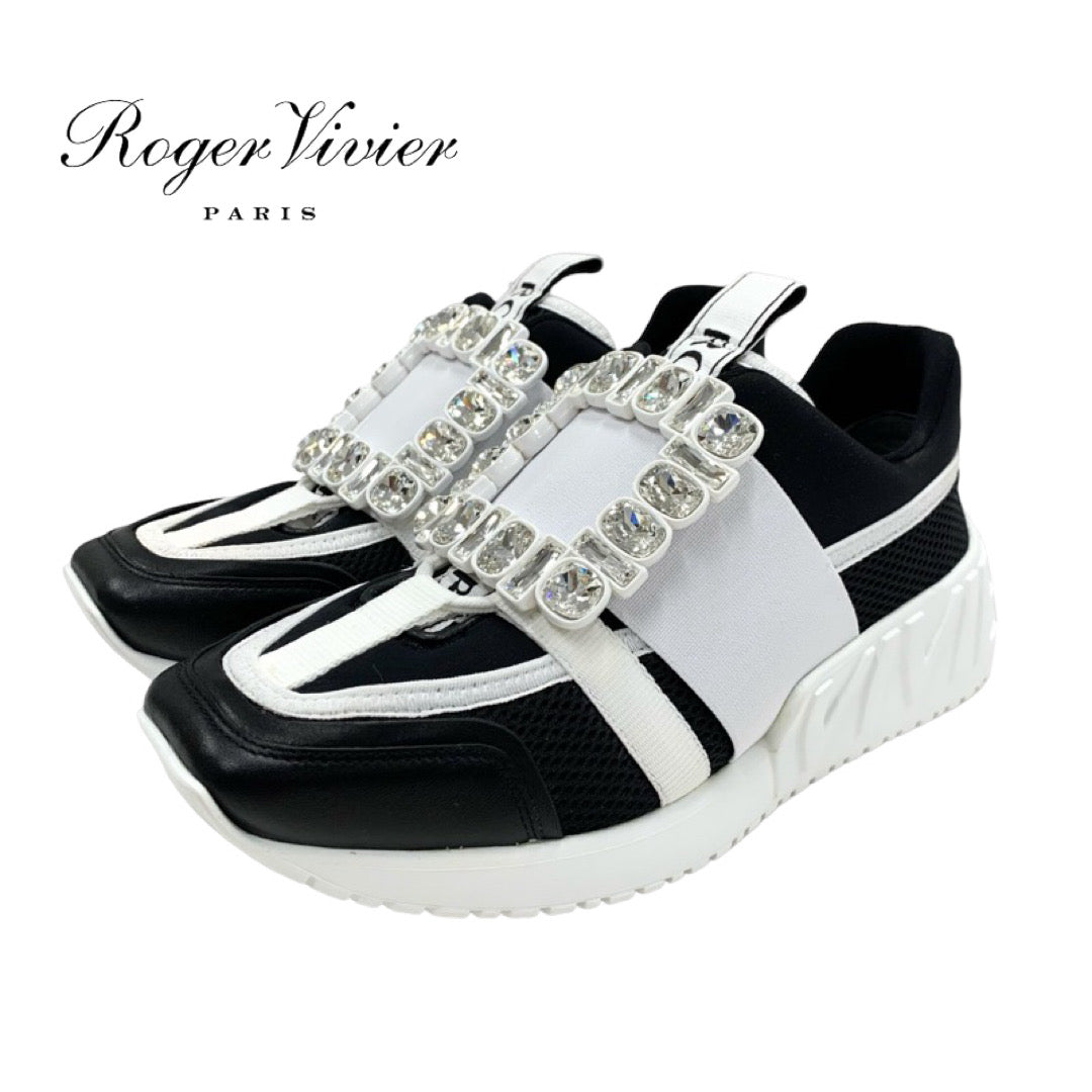 ロジェヴィヴィエ Roger Vivier ヴィヴゴー スニーカー 靴 シューズ ファブリック レザー ブラック ホワイト 黒 ストラスバックル ビジュー