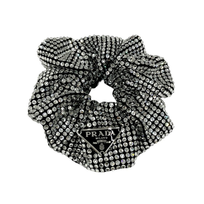 プラダ トライアングル シュシュ ラインストーン ブラック シルバー プラダ PRADA ヘアアクセサリー ブラック シルバー トライアングル