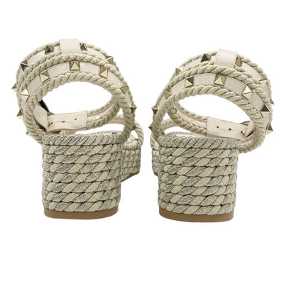 ヴァレンティノ VALENTINO サンダル 靴 シューズ レザー ベージュ ゴールド ロックスタッズ ウェッジソール プラットフォーム