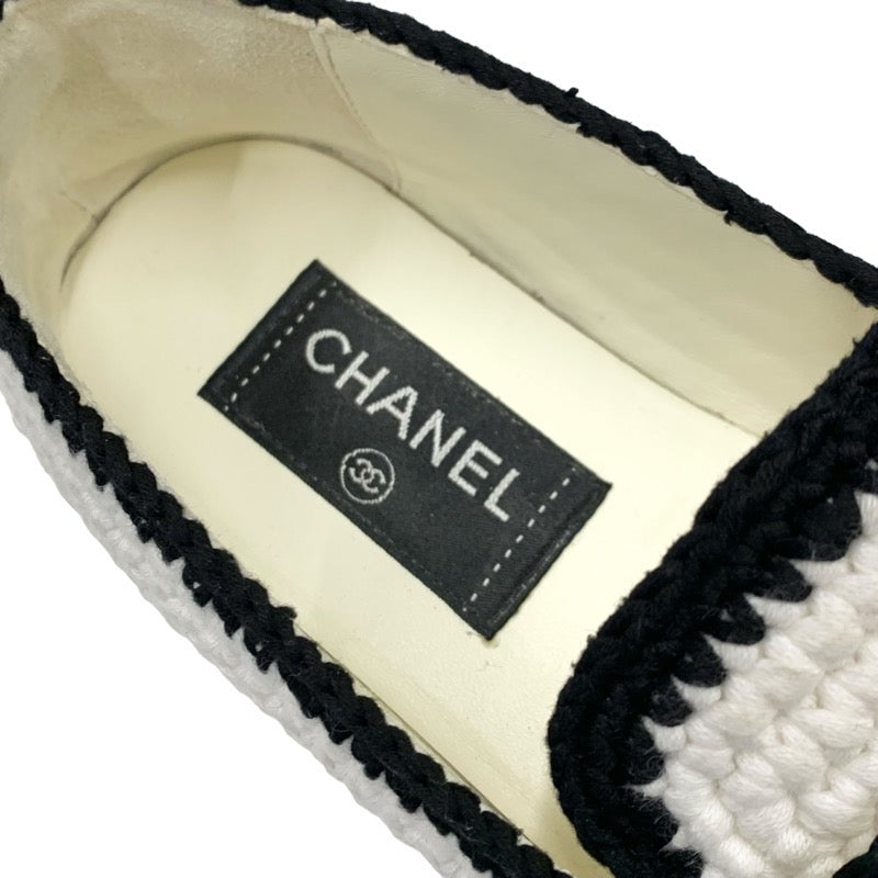 シャネル CHANEL フラットシューズ 靴 シューズ ファブリック ホワイト ブラック ココマーク 編み込み