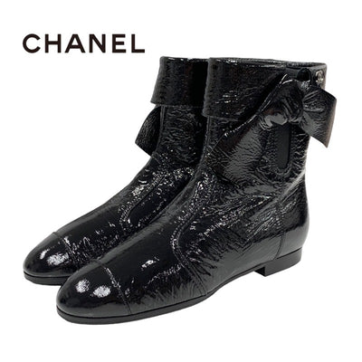 シャネル CHANEL ブーツ ショートブーツ 靴 シューズ パテント ブラック 黒 ココマーク シワ加工 サイドゴア リボン