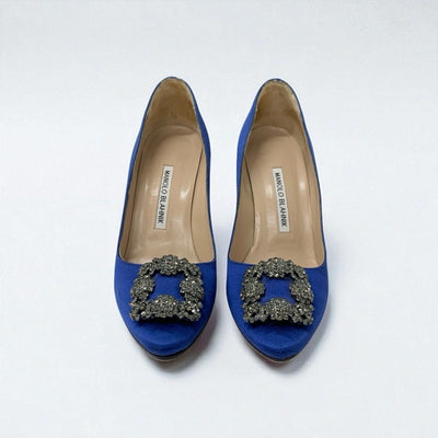 マノロブラニク MANOLO BLAHNIK ハンギシ パンプス 靴 シューズ サテン ブルー シルバー ビジュー パーティーシューズ