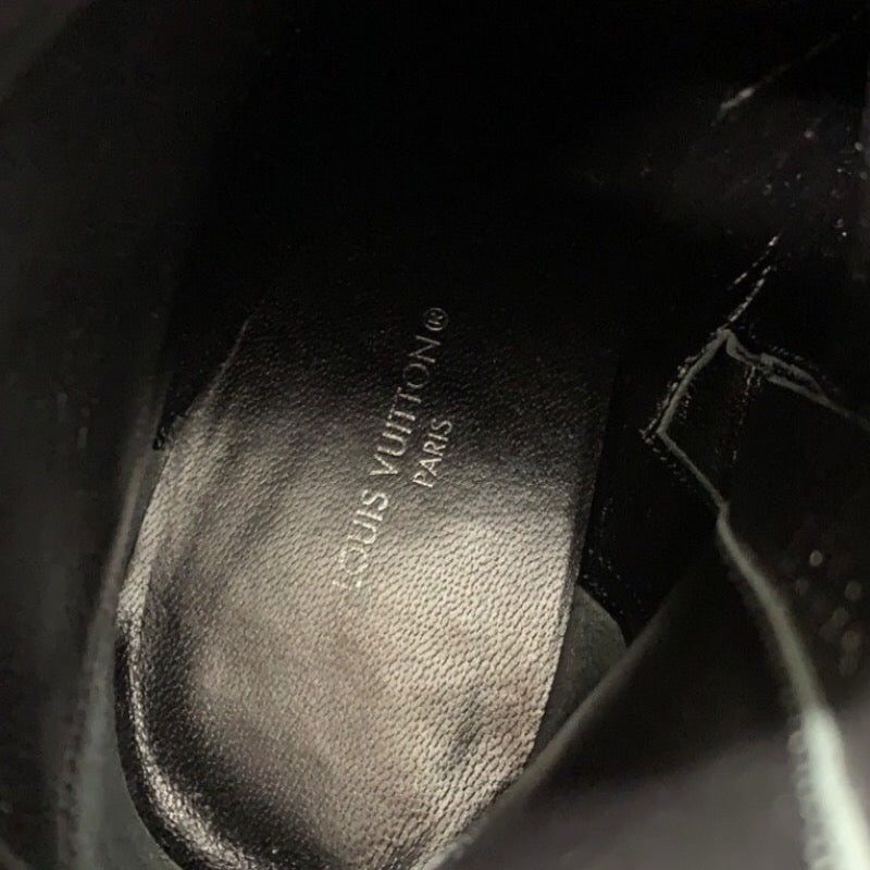 ルイヴィトン LOUIS VUITTON アルティメートライン ブーツ ショートブーツ 靴 シューズ スエード ブラック 黒 ゴールド アンクルブーツ モノグラム