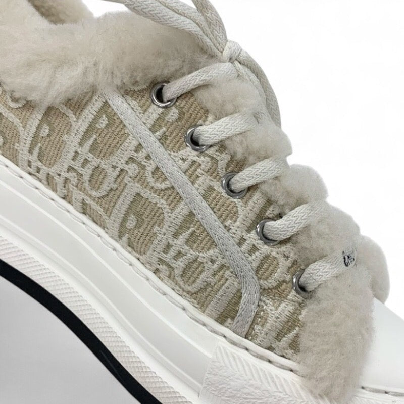 クリスチャンディオール CHRISTIAN DIOR WALK'N'DIOR スニーカー 靴 シューズ ファブリック ムートン ベージュ ホワイト ロゴ プラットフォーム